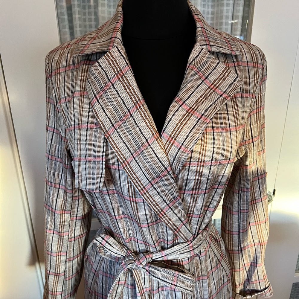 NWT Hariyn Trenchcoat - Picture 16 of 16